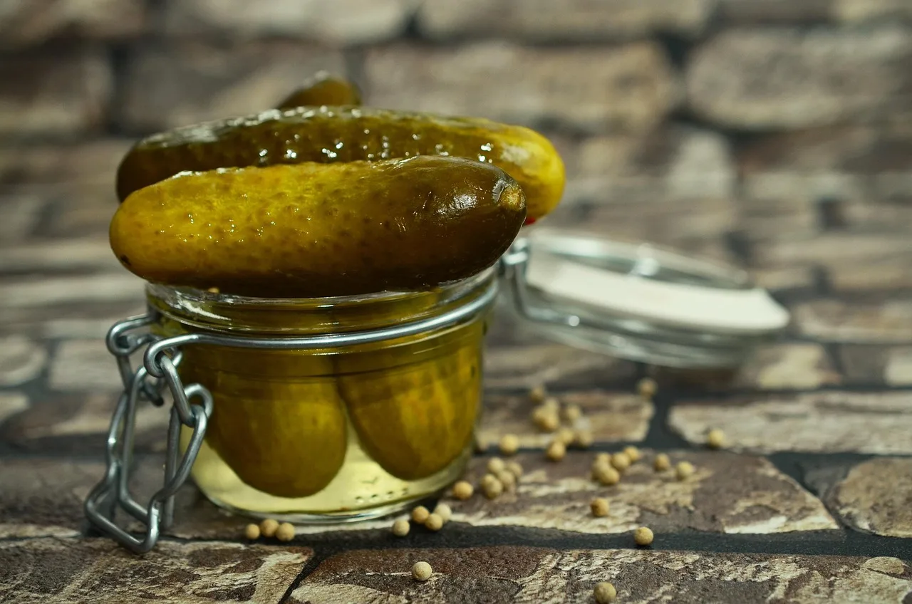 cucumbers, gherkins, glass, mason jar, angry, spicy, canning, meal, store, closure, boil down, vegetables, stock. Fermentation Jars Retail: Stocking Canning and Ferment Gear