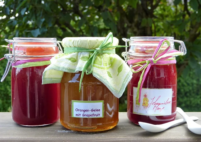 jam, boil down, fruit, glasses, jelly, make durable, mason jars, natural food, make a, jam jars, preserving sugar, homemade, harvest, stock, jam, jam, jam, jam, jam, jelly. What to write on the jar, and what a label cannot tell you: what actually matters
